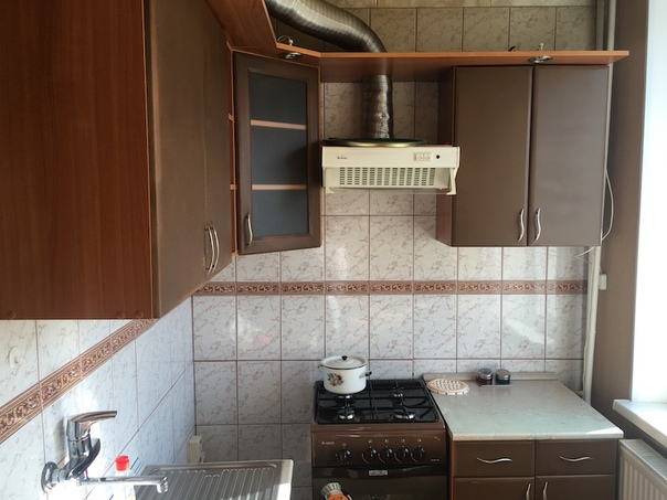 Сдам 1к.кв у Метро Пионерская по адресу Богатырский пр. дом 5 кор.3<br>Квартира в отличном состоянии после ремонта ,стоят стекло пакеты,ванная комната в кафеле ,кухня встроенная и есть вся современная мебель и техника<br>Цена 20т.р<br>По всем вопросам +7-968-190-13-72 - фото Фото: Сдам 1к.кв у Метро Пионерская по адресу Богатырский пр. дом 5 кор.3<br>Квартира в отличном состоянии после ремонта ,стоят стекло пакеты,ванная комната в кафеле ,кухня встроенная и есть вся современная мебель и техника<br>Цена 20т.р<br>По всем вопросам +7-968-190-13-72