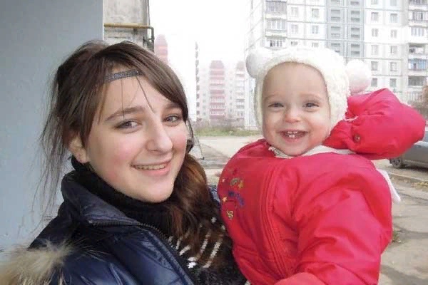 Самые молодые мамы в мире Хотя во всех цивилизованных странах существуют программы, нацеленные на сокращение количества подростковых беременностей, юных девушек всё также манит запретный плод
