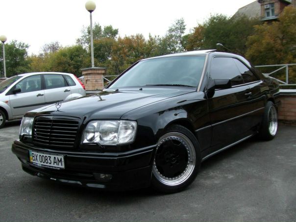 Mercedes-Benz C124 AMG