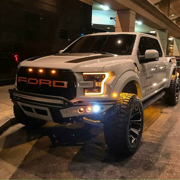 Монстр F-150 