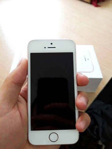Apple iPhone SE