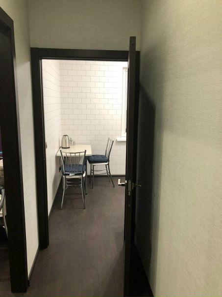 Фото: Сдается 1-к квартира на длительный срок по адресу Планерная, 5 к1 (Метро планерная 300 метров) <br>Квартира просторная , теплая ,уютная. Есть все что нужно для проживания. <br>Мягкий диван, телевизор ,в коридоре встроенный шкаф . И т.д . <br>Цена 27000т.р <br>Звоните 89265170930 <br>#сдамквартиру #арендаквартир #сдамдвухкомнатнуюквартиру #квартиравойковская #войковская #балтийская #водныйстадион #снимуквартиру #аренда #аренданадлительныйсрок #квартиравМоскве #двушка #Москва #Собственник #безпосредников #арендабезпосредников
