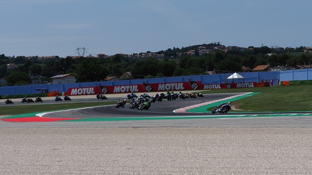 Фотографии с 9-го этапа WSBK 2018 в Мизано. Часть 2