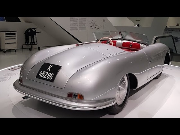 Porsche Museum. Classic Cars