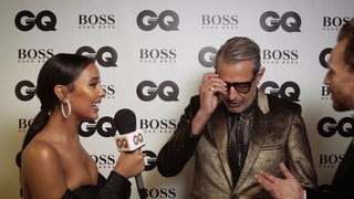 Tom Hiddleston's impression of Jeff Goldblum is uncanny | GQ Awards 2018 | British GQ
