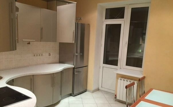 Сдам срочно шикарную 2-х комнатную квартиру на длительный срок. Полностью меблированная квартира. Есть большой шкаф купе. Квартирка очень уютная, хорошая. Ремонт делали ровно месяц назад. Для проживания комфортабельного предоставляем все. Если что-то будет не хватать, то это не проблема, все обговариваем на месте. Квартира светлая и чистая. Окна выходят на солнечную сторону. В 2-х минутах ходьбы школа, садик, парк. Сдаем всем, ищем порядочных граждан без вредных привычек. <br>м. Водный стадион, <br>ул. Кронштадтский бульвар, 6 к3 <br>89090044405 <br>40000+сч - фото Фото: Сдам срочно шикарную 2-х комнатную квартиру на длительный срок. Полностью меблированная квартира. Есть большой шкаф купе. Квартирка очень уютная, хорошая. Ремонт делали ровно месяц назад. Для проживания комфортабельного предоставляем все. Если что-то будет не хватать, то это не проблема, все обговариваем на месте. Квартира светлая и чистая. Окна выходят на солнечную сторону. В 2-х минутах ходьбы школа, садик, парк. Сдаем всем, ищем порядочных граждан без вредных привычек. <br>м. Водный стадион, <br>ул. Кронштадтский бульвар, 6 к3 <br>89090044405 <br>40000+сч