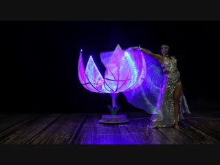 Красивая и оригинальная подача свадебного торта!