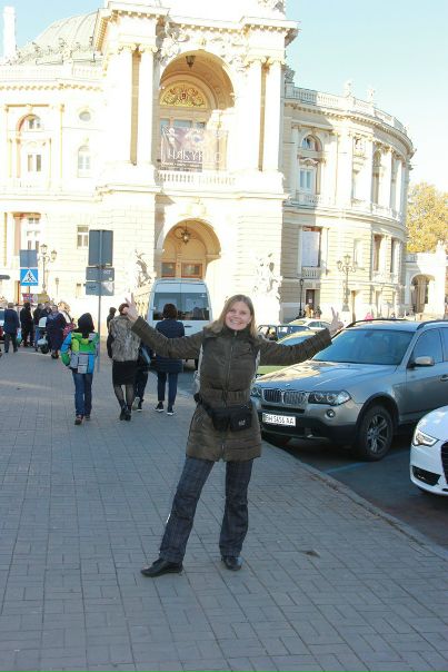 Фото: Добрый день.<br>Ищу комнату или рассмотрю вариант совместного съема двушки на метро Медведково (Москва), Мытищи.<br>О себе: не пью, не курю, в меру общительна. <br>Люблю путешествовать <br>Есть замечательная морская свинка (8 лет, живет исключительно в клетке) и пару тройку хлорофитумов :)<br>Работаю менеджером по качеству.<br> Будкина