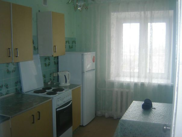 Фото: Москва, Грузинский Вал, 26 ст1 <br>Пресненский район <br>Белорусская — 400 м <br>Сдаю однокомнатную квартиру улучшенной планировки, уютную, чистую, вся необходимая мебель, хороший ремонт.Кирпичный дом, 5этаж, стеклопакеты. В квартире есть все необходимое для Вашего проживания. Недалеко от метро Белорусская . <br>цена 28000 <br>89165423607