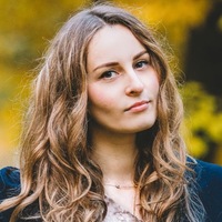 Юлия Елизарова