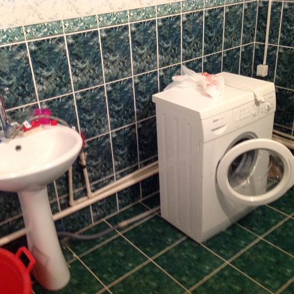 Сдается комната 25 кв.м. (отдельный этаж) в коттедже со всеми удобствами. <br>Дмитровское шоссе 12 км от МКАД с. Федоскино - коттеджный поселок Новое-Федоскино.. До м. Алтуфьево 20 мин на маршрутке. Со всеми городскими удобствами отдельными удобствами на этаже ! Отдельный душ, сан. узел, стиральная машина. Интернет Wi-fi. Телевизор. Встроенная кухня. Охраняемая парковка. Развитая инфраструктура- торговые центры, фитнесс клубы и т.д. Рядом лес и водохранилище,пляж. Солидные окружение. Рассмотрю девушку без вредных привычек. Нужен человек чтобы присматривать за домом! Только граждане РФ! Оплата- присмотр за домом.<br><br> Орлов - фото Фото: Сдается комната 25 кв.м. (отдельный этаж) в коттедже со всеми удобствами. <br>Дмитровское шоссе 12 км от МКАД с. Федоскино - коттеджный поселок Новое-Федоскино.. До м. Алтуфьево 20 мин на маршрутке. Со всеми городскими удобствами отдельными удобствами на этаже ! Отдельный душ, сан. узел, стиральная машина. Интернет Wi-fi. Телевизор. Встроенная кухня. Охраняемая парковка. Развитая инфраструктура- торговые центры, фитнесс клубы и т.д. Рядом лес и водохранилище,пляж. Солидные окружение. Рассмотрю девушку без вредных привычек. Нужен человек чтобы присматривать за домом! Только граждане РФ! Оплата- присмотр за домом.<br><br> Орлов