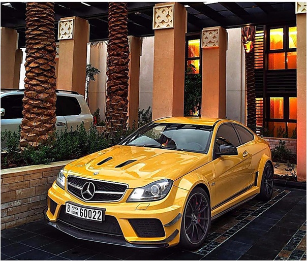 C63 AMG 