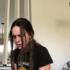 bea miller on Instagram: “here we have another addition of me failing to prop my phone up on something that won’t cause it to start sliding down in...