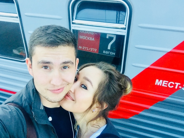 Мы молодая пара, 27 лет. Аккуратные без вредных привычек, спокойные, вежливые. <br>Постоянно работаем. Ищем уютную комнату с закрытым балконом или лоджией. <br>Хотелось бы видеть в ней хороший шифоньер и двух местную кровать. Не бабушкин вариант, на дворе 21 век уже. <br>Комнату до 23000 в 10 мин от метро <br>1-ую квартиру до 26000 уже с КУ до 15 мин. <br>-готовы рассмотреть хоть сегодня.<br> Шакиров - фото Фото: Мы молодая пара, 27 лет. Аккуратные без вредных привычек, спокойные, вежливые. <br>Постоянно работаем. Ищем уютную комнату с закрытым балконом или лоджией. <br>Хотелось бы видеть в ней хороший шифоньер и двух местную кровать. Не бабушкин вариант, на дворе 21 век уже. <br>Комнату до 23000 в 10 мин от метро <br>1-ую квартиру до 26000 уже с КУ до 15 мин. <br>-готовы рассмотреть хоть сегодня.<br> Шакиров