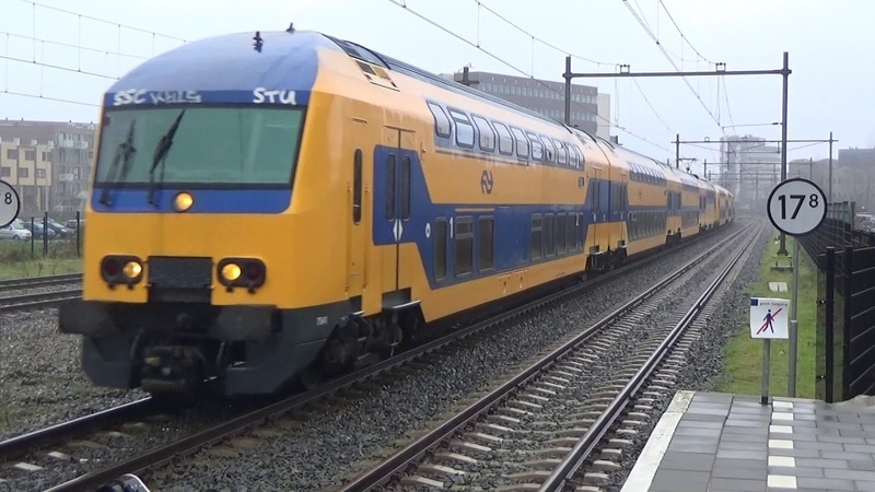 DDZ 8 komt aan in Alphen ad Rijn