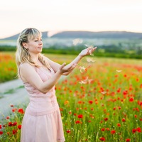 Юлия Карелина