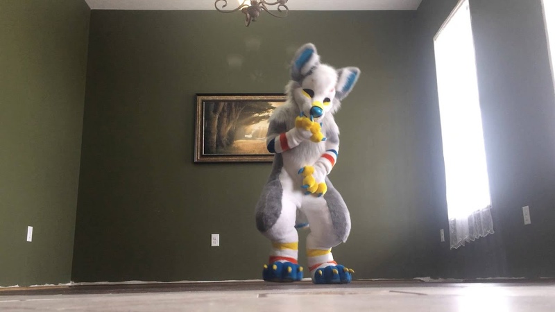 Umi Fursuit Dance - Doncamatic