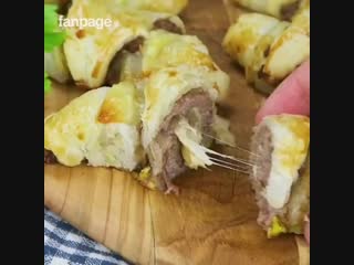 РУЛЕТИКИ С ФАРШЕМ И СЫРОМ