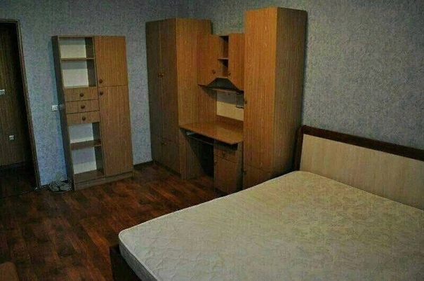 м.Юго-Западная — 950 м <br>Академика Анохина, 26 к4 <br>Сдается комната в двушке рядом метро. Чисто. Интернет, стеклопакеты, набор посуды. Вся необходимая мебель и бытовая техника. <br>Цена за месяц 14000 р.+счетчики. Залога нет. Договориться о встрече и задать вопросы только по тел 89653095408. Звоните. - фото Фото: м.Юго-Западная — 950 м <br>Академика Анохина, 26 к4 <br>Сдается комната в двушке рядом метро. Чисто. Интернет, стеклопакеты, набор посуды. Вся необходимая мебель и бытовая техника. <br>Цена за месяц 14000 р.+счетчики. Залога нет. Договориться о встрече и задать вопросы только по тел 89653095408. Звоните.