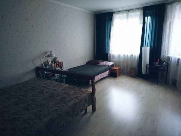 Ищем на длительный срок в двухкомнатную квартиру человека (желательно девушку!) для подселения в изолированную комнату к девушке! Без комиссий, депозитов и залогов 10 000 руб. в месяц + к/у около 2 500 руб. <br>Квартира большая, чистая, уютная. Снимаем уже несколько лет, хозяева адекватные. Рядом магазины, тц, парк. Метро (станции Чертановская, Севастопольская, Каховская) в шаговой доступности 5-10 минут. В квартире есть вся необходимая мебель и техника, Wi-Fi.<br>Рассматриваем только работающих, некурящих и без животных!!! По всем вопросам пишите в лс!<br> Иванов - фото Фото: Ищем на длительный срок в двухкомнатную квартиру человека (желательно девушку!) для подселения в изолированную комнату к девушке! Без комиссий, депозитов и залогов 10 000 руб. в месяц + к/у около 2 500 руб. <br>Квартира большая, чистая, уютная. Снимаем уже несколько лет, хозяева адекватные. Рядом магазины, тц, парк. Метро (станции Чертановская, Севастопольская, Каховская) в шаговой доступности 5-10 минут. В квартире есть вся необходимая мебель и техника, Wi-Fi.<br>Рассматриваем только работающих, некурящих и без животных!!! По всем вопросам пишите в лс!<br> Иванов