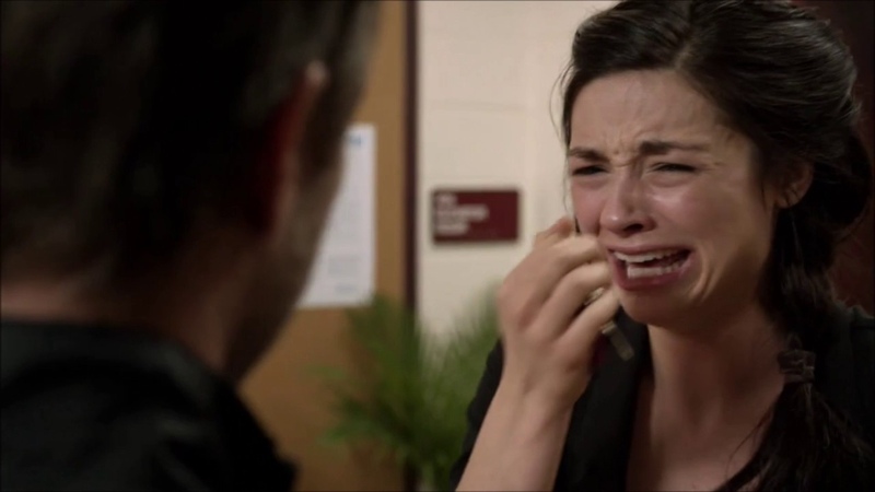2x09 - Allison sad scene