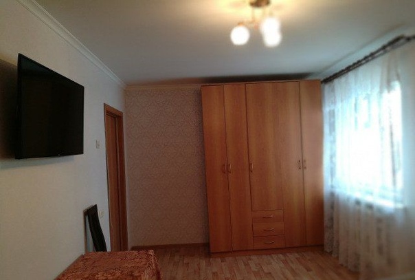 Шухова, 17 к1 <br>м.Шаболовская — 490 м <br>Сдам комнату в двухкомнатной квартире. <br>Имеется все самое необходимое для проживания. <br>В другой комнате проживает девушка. <br>Комната изолирована и закрывается на ключ. <br>Мебель и техника новые. <br>Имеется интернет.Окно выходит во двор. <br>Цена 17.000 и доп.оплаты <br>Рассмотри семейных ну или порядочных одиночек. <br>Телефон 8-926-159-77-24 <br>#арендаквартирвмоскве#снимуквартиру#сдамквартиру#снимуквартирумосква#сдамквартирумосква#арендаквартир#москвааренда#снятьквартирувмоскве#квартиравмоскве#недвижимостьвмоскве#следуй#следуйзамной#подпишись#девушка#девушки#лайки#лайкивзаимно#селфи#привет#инстаграм#супер#инстаграманит#ремонтквартир#инстамода#мода#универ#университет#москва - фото Фото: Шухова, 17 к1 <br>м.Шаболовская — 490 м <br>Сдам комнату в двухкомнатной квартире. <br>Имеется все самое необходимое для проживания. <br>В другой комнате проживает девушка. <br>Комната изолирована и закрывается на ключ. <br>Мебель и техника новые. <br>Имеется интернет.Окно выходит во двор. <br>Цена 17.000 и доп.оплаты <br>Рассмотри семейных ну или порядочных одиночек. <br>Телефон 8-926-159-77-24 <br>#арендаквартирвмоскве#снимуквартиру#сдамквартиру#снимуквартирумосква#сдамквартирумосква#арендаквартир#москвааренда#снятьквартирувмоскве#квартиравмоскве#недвижимостьвмоскве#следуй#следуйзамной#подпишись#девушка#девушки#лайки#лайкивзаимно#селфи#привет#инстаграм#супер#инстаграманит#ремонтквартир#инстамода#мода#универ#университет#москва