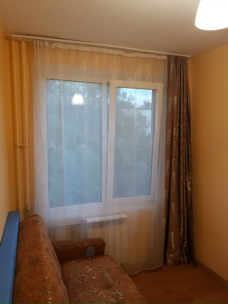 Спб сдаётся<br>комната в 4-ех комнатной кв-ре. 13 т р, к у включены. Для ОДНОГО русского человека, РФ или Белоруссия и Украина, Молдавия, без животных. <br>В комнате диван и шкаф, стол. В квартире стиралка, инет. 5 минут от метро ЛЕНИНСКИЙ Проспект. От собственника. 89046011813 - фото Фото: Спб сдаётся<br>комната в 4-ех комнатной кв-ре. 13 т р, к у включены. Для ОДНОГО русского человека, РФ или Белоруссия и Украина, Молдавия, без животных. <br>В комнате диван и шкаф, стол. В квартире стиралка, инет. 5 минут от метро ЛЕНИНСКИЙ Проспект. От собственника. 89046011813