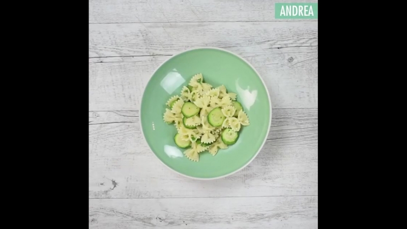 Farfalle zucchine e scorza di limone