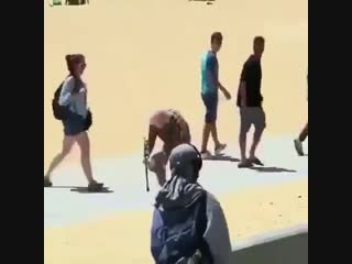 как нужно поднимать трость