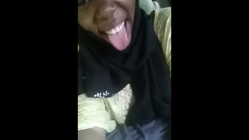 Zuubae Khalil - Live
