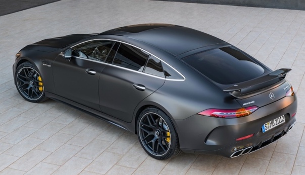 Новый лифтбек Mercedes-Benz AMG GT появился у российских дилеров Перетяжка потолка Mercedes Benz!Российские дилеры марки Mercedes-Benz начали продажи нового лифтбека AMG GT. Приём заказов на