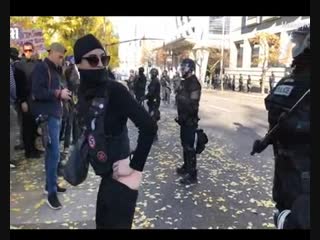 Опознай меня офицер