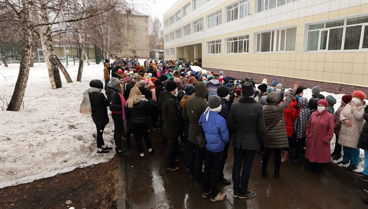 Учебная эвакуация в томской школе №25 прошла менее чем за 8 минут Учебная эвакуация в томской школе №25 прошла менее чем за 8 минут