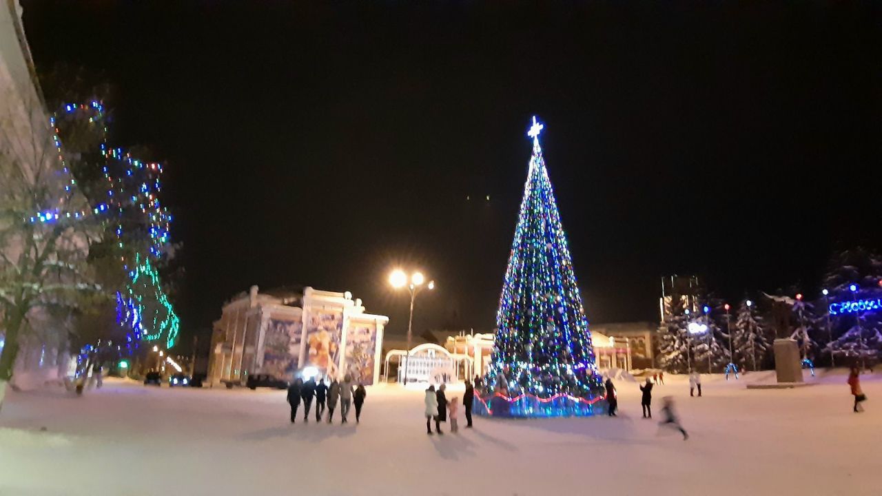 рождество елец. праздник город елец рождество. рождество в липецке. площадь победы елец. монастырь на рождество елец.