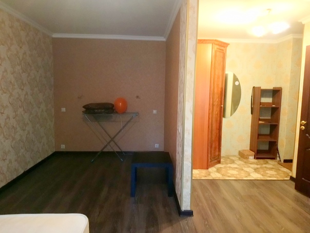 Уютная студия в спокойном районе Вешняки,рядом парк Кусково, Радуга.Две линии метро-фиолетовая и желтая(Выхино, Новокосино, Новогиреево).от метро 7 мин на транспорте(15 мин.пешком) <br>Поликлиника, больница №15, овощной рынок, продуктовые магазины.Парковка во дворе. <br>2 этаж/12 35кв2 <br>Цена 30000мес <br>Агентам, мошенникам просьба не тратить мое и свое время! <br>89163919402 Елена - фото Фото: Уютная студия в спокойном районе Вешняки,рядом парк Кусково, Радуга.Две линии метро-фиолетовая и желтая(Выхино, Новокосино, Новогиреево).от метро 7 мин на транспорте(15 мин.пешком) <br>Поликлиника, больница №15, овощной рынок, продуктовые магазины.Парковка во дворе. <br>2 этаж/12 35кв2 <br>Цена 30000мес <br>Агентам, мошенникам просьба не тратить мое и свое время! <br>89163919402 Елена