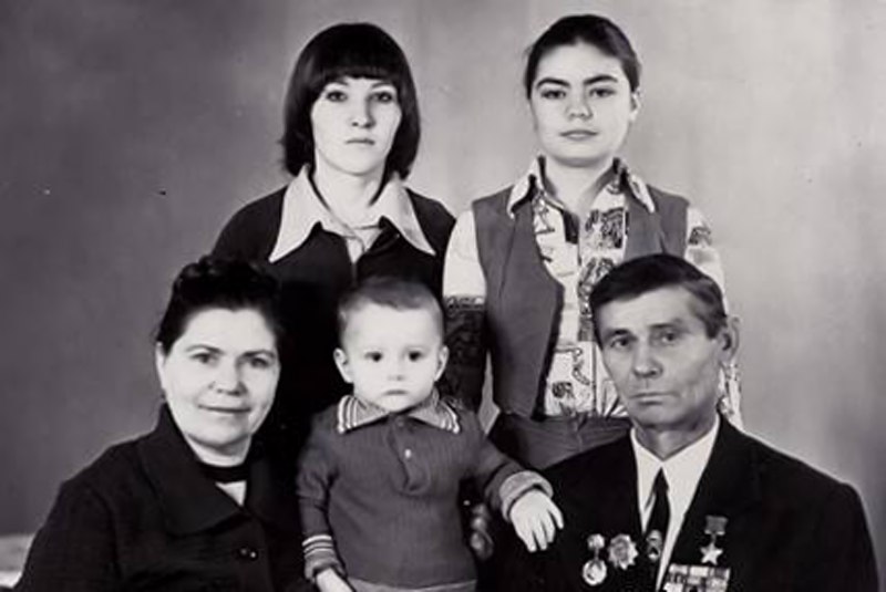 <?php echo esc_attr( get_the_title() ) ?>