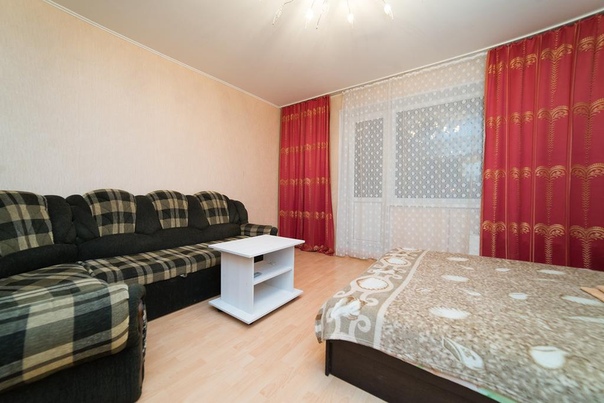 АДРЕС: Шоссейная 6, 59 эт. <br>МЕТРО: Печатники (160м) Зеленая ветка. <br>Сдам однокомнатную квартиру. Свежий косметический ремонт. <br>В квартире: <br>•Раскладной диван <br>•Кровать <br>•Телевизор <br>•Кухонный гарнитур <br>•Обеденная зона <br>•Холодильник, плита, микроволновка <br>Квартира сдается только на длительный срок. Национальность значения не имеет. <br>26000 <br>8(909)978-04-05 - фото Фото: АДРЕС: Шоссейная 6, 59 эт. <br>МЕТРО: Печатники (160м) Зеленая ветка. <br>Сдам однокомнатную квартиру. Свежий косметический ремонт. <br>В квартире: <br>•Раскладной диван <br>•Кровать <br>•Телевизор <br>•Кухонный гарнитур <br>•Обеденная зона <br>•Холодильник, плита, микроволновка <br>Квартира сдается только на длительный срок. Национальность значения не имеет. <br>26000 <br>8(909)978-04-05