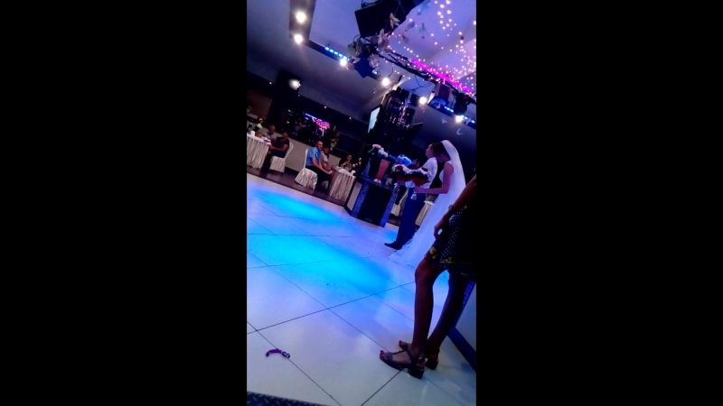 VID_20180728_171227.mp4