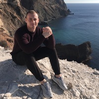 Влад Павлюченко