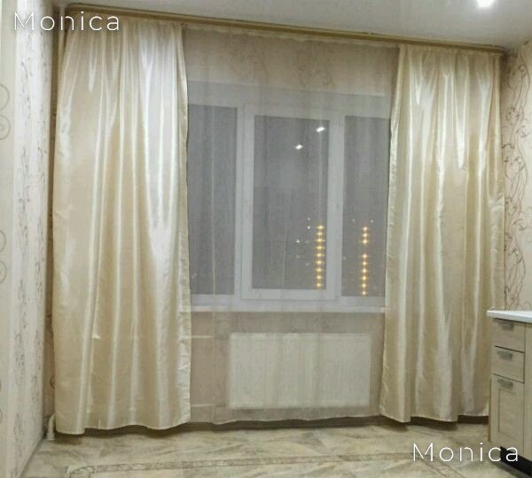 Фото: Сдается однокомнатная квартира на долгий срок аккуратным жильцам за 23 500. Евроремонт делали для себя. ЖК Люберцы 2015, рядом лесополоса, детские площадки, во дворе детский сад действующий. Салон красоты в доме, минимаркет и Магнит в соседнем. Из окна вид на Чёрное озеро.<br>В 2018 г. открытие станции метро, пешком до которой 20 минут. Сейчас ходят маршрутки до м. Новокосино, Котельники, Жулебино, Лермонтовский пр-т 20 мин. до ст. Люберцы - 10 мин. Новый дом, консьержка, в подъезде зеркала, комната для хранения колясок, велосипедов на замке. Лоджия застеклённая. Спальное место - кровать двуспальная.<br>Без комиссии!<br>Подробнее на 
