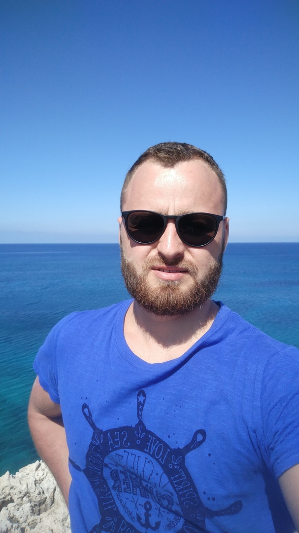 Александр Леонидович