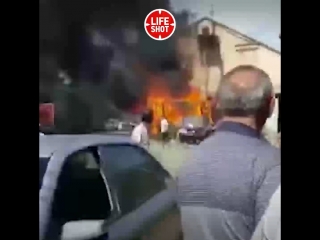 Два человека погибли и двое ранены при взрыве в кафе в Баку