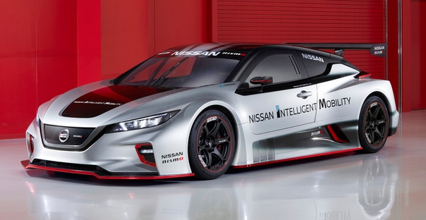 Новый шоу-кар Nissan Leaf Nismo RC: теперь с полным приводом Фото: компания NissanИ у шоу-каров могут меняться поколения! Впервые автомобиль под названием Nissan Leaf Nismo RC был представлен в