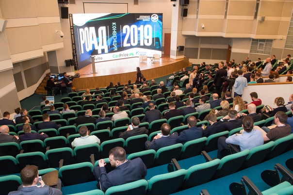 В Москве проходит Конвенция РОАД-2019 — главный отраслевой форум, объединяющий российских автомобильных производителей и дилеров, представителей государственной власти, экспертов отрасли и СМИ. В рамках Конвенции с докладом на тему «Цифровые инновации международного транспортного маршрута» выступил заместитель председателя государственной компании «Российские автомобильные дороги» Дмитрий Дерингер. По его словам, в настоящий момент ГК «Автодор» выступает активным сторонником развития и внедрения цифровых технологий в дорожной отрасли, позволяющих в перспективе рассчитывать на опережающее развитие транспортной системы в ближайшие десятилетия. Подробнее в нашем материале: 
