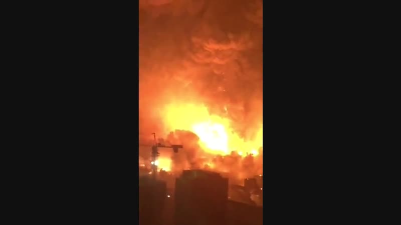 стоянка взорвалась слегка