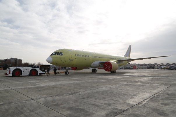 Второй летный образец авиалайнера МС-21 впервые поднялся в воздух 