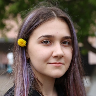Даша Фролова