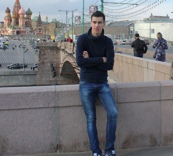 Всем привет!) <br>С начала июня сниму комнату в 2-к квартире в г. Москва. Интересует СЗАО, ЗАО, САО. (Синяя,фиолетовая,зеленая,серая ветка метро). Рассмотрю другие районы в Москве,если вариант с жильем будет привлекательный. <br>Ищу комнату с мебелью, чистую и уютную. С современным ремонтом. Не дороже 18.000 руб, включая к/у. <br>В соседях хотелось бы видеть девушек. <br>О себе расскажу в двух словах: работаю в аэропорту, не пью,не курю, шумные компании домой не вожу. Это хотелось бы видеть так же в будущих соседях. <br>Все варианты с жильем присылайте в личные сообщения. Если есть вопросы, то пишите,пообщаемся и узнаем друг друга.<br> Тимохов - фото Фото: Всем привет!) <br>С начала июня сниму комнату в 2-к квартире в г. Москва. Интересует СЗАО, ЗАО, САО. (Синяя,фиолетовая,зеленая,серая ветка метро). Рассмотрю другие районы в Москве,если вариант с жильем будет привлекательный. <br>Ищу комнату с мебелью, чистую и уютную. С современным ремонтом. Не дороже 18.000 руб, включая к/у. <br>В соседях хотелось бы видеть девушек. <br>О себе расскажу в двух словах: работаю в аэропорту, не пью,не курю, шумные компании домой не вожу. Это хотелось бы видеть так же в будущих соседях. <br>Все варианты с жильем присылайте в личные сообщения. Если есть вопросы, то пишите,пообщаемся и узнаем друг друга.<br> Тимохов