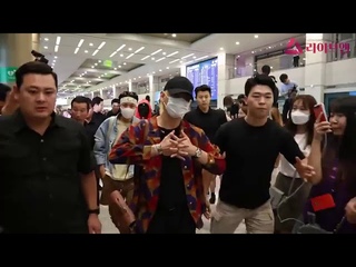 BTS on TAIWAN Airport Heading for Seoul
