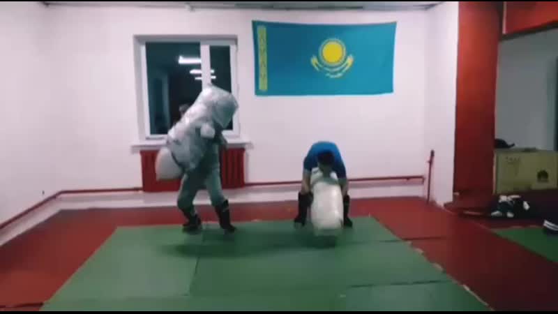 Әбілқасым БекжанШәкір Әділ